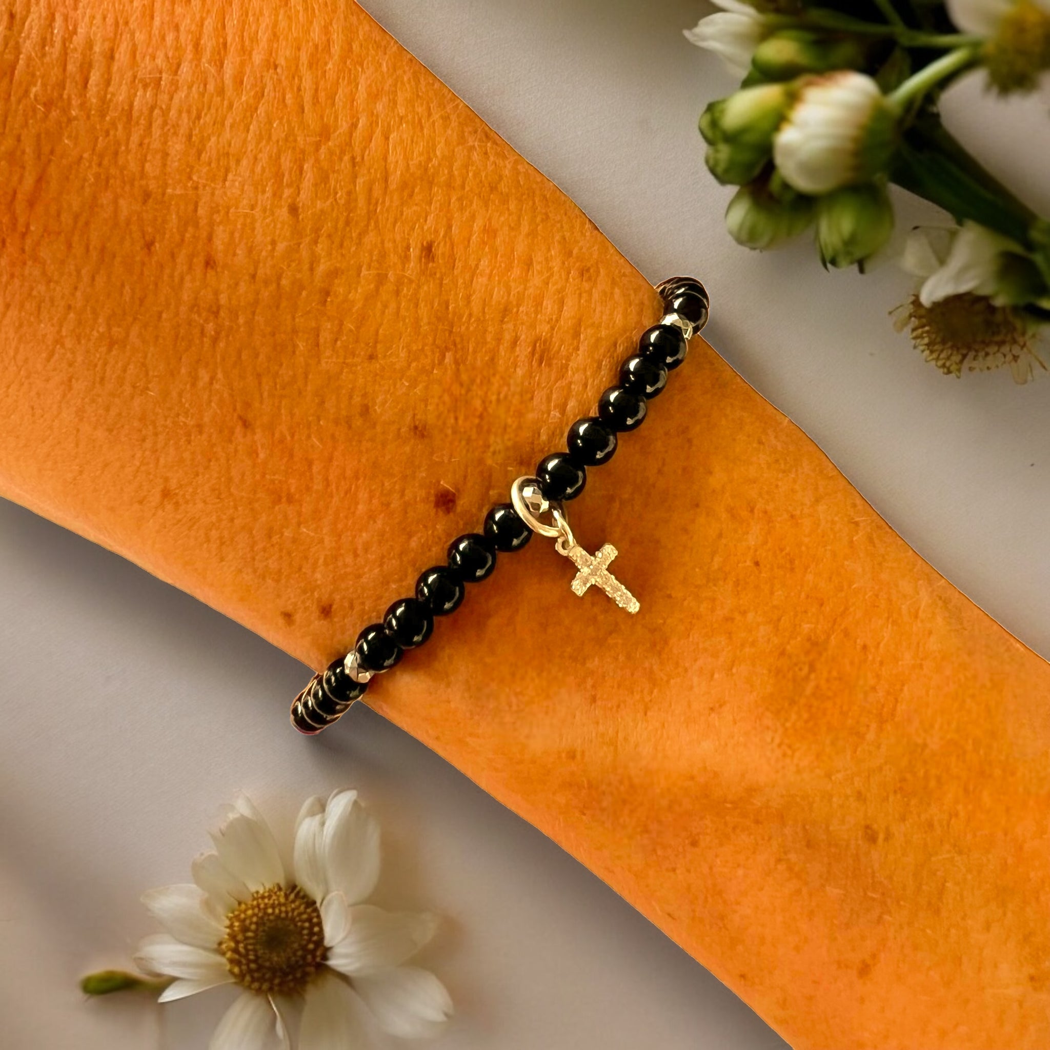 Mini Cross 4mm Onyx Polished Stones Bracelet